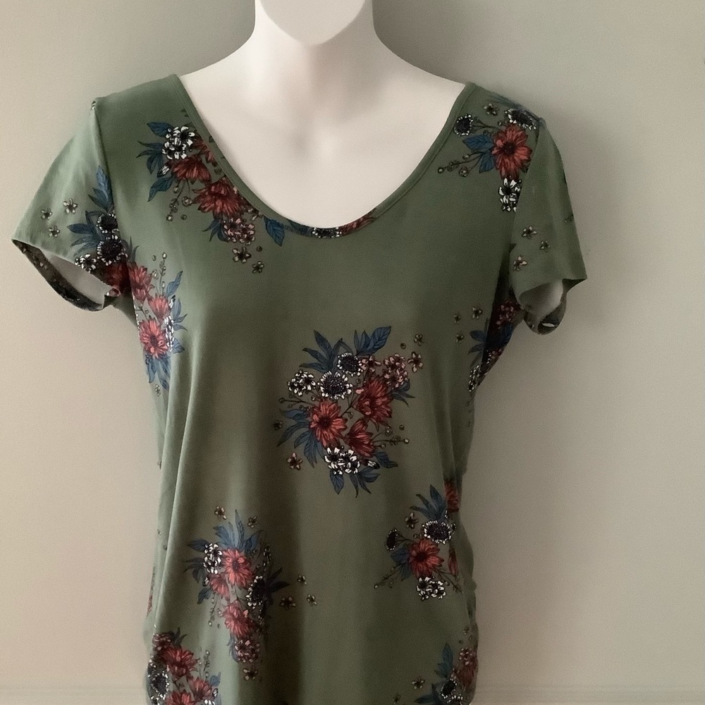 Women’s Buckle Top Shirt Daytrip NWT  XS